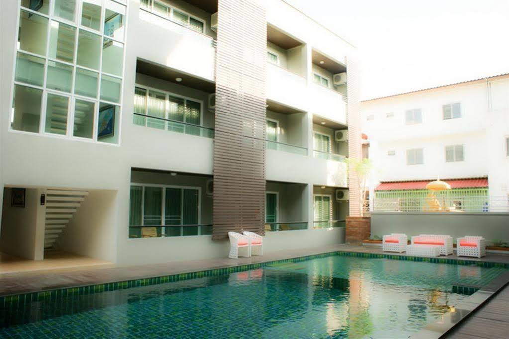 Double D Boutique Residence Pattaya Bagian luar foto